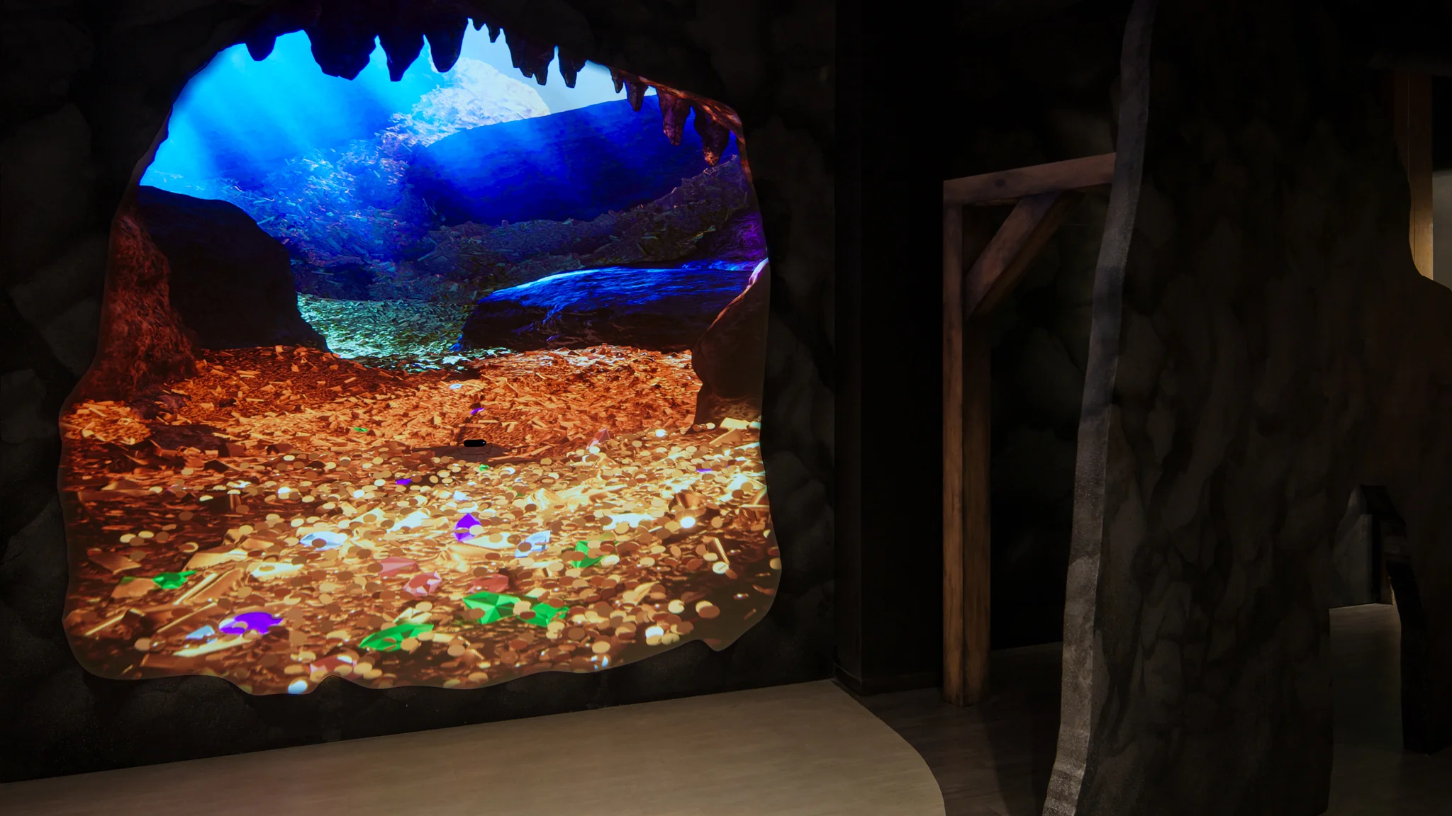 Hoard of Gold exhibit at MoFun